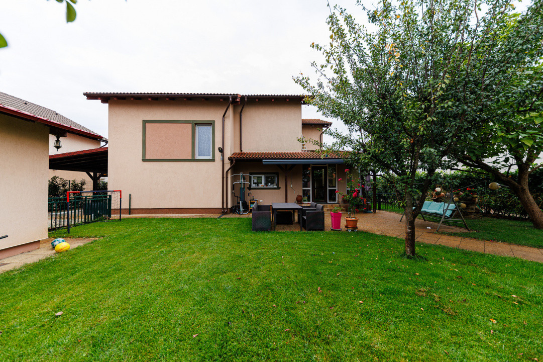 Casă mare 5 camere+casă mică, panouri, curte amenajată – Giroc, Comision 0