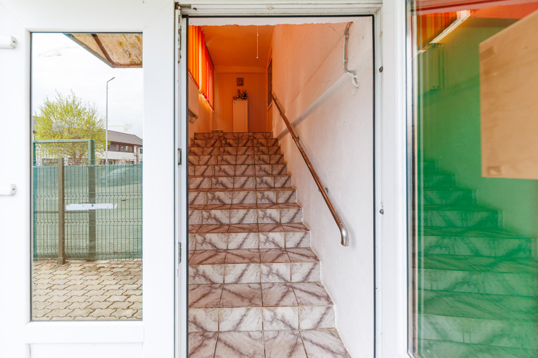 Hala depozitare, Dumbravița Timis, 1285 mp, Farma GDP Medical Cosmetice 6000 Eur