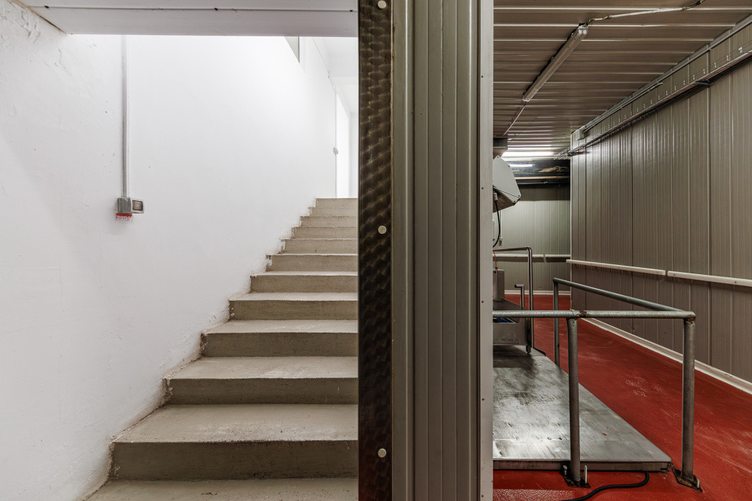 Hala depozitare, Dumbravița Timis, 1285 mp, Farma GDP Medical Cosmetice 6000 Eur