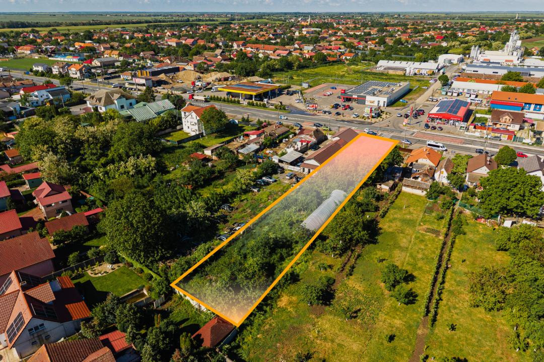 Casa cu teren 1.876 mp, la soseaua principala, vis-a-vis de Profi si Penny, Sag 