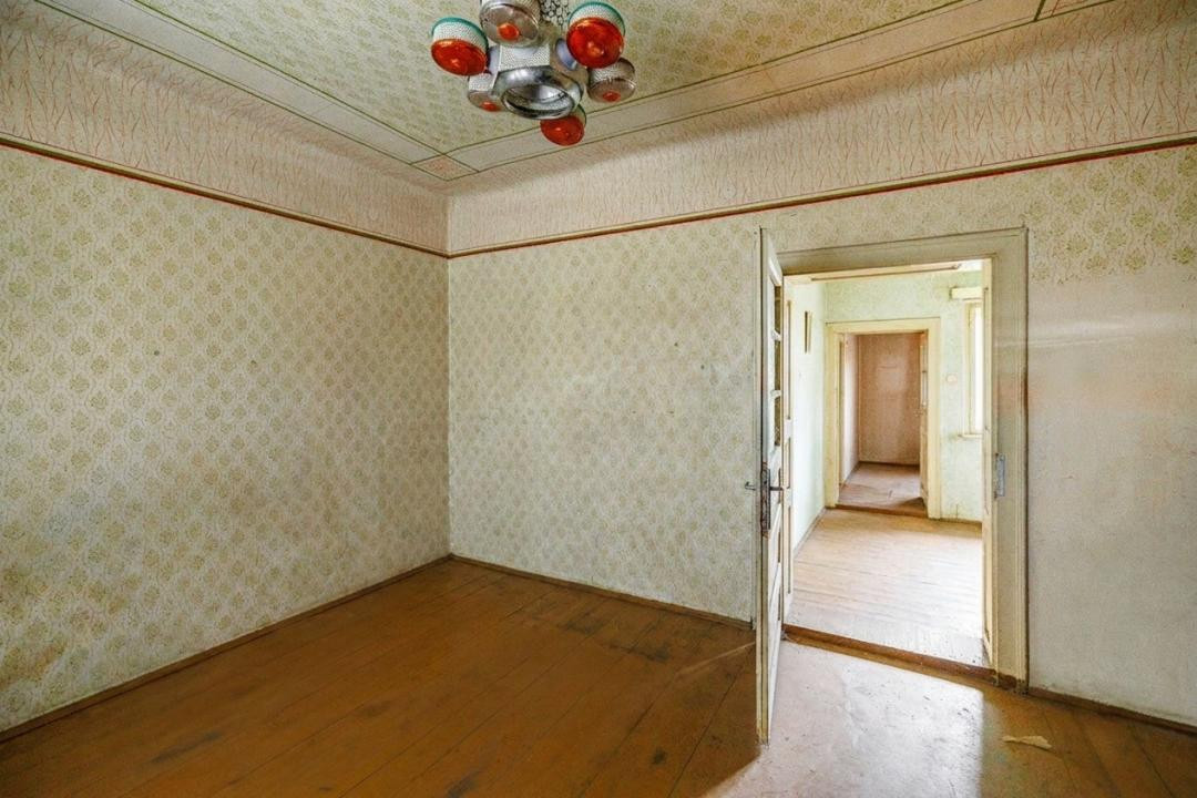 Casa cu teren 1.876 mp, la soseaua principala, vis-a-vis de Profi si Penny, Sag 