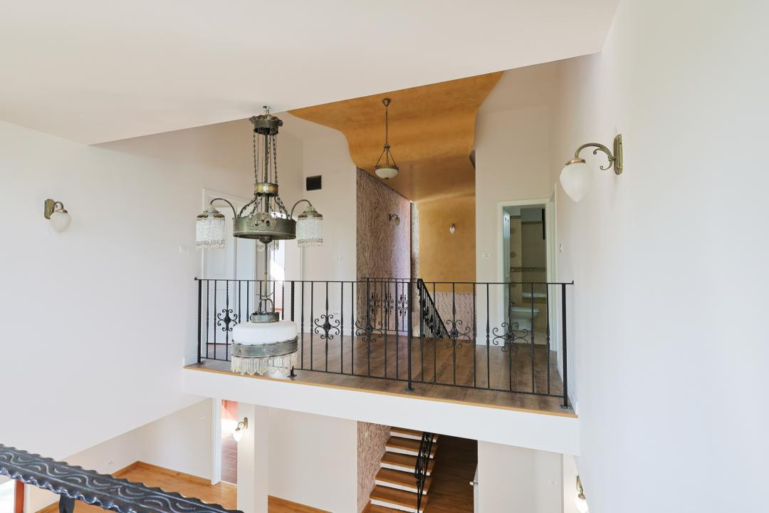 Casă individuală, Dumbrăvița, str Dorului — aproape de British și Babel