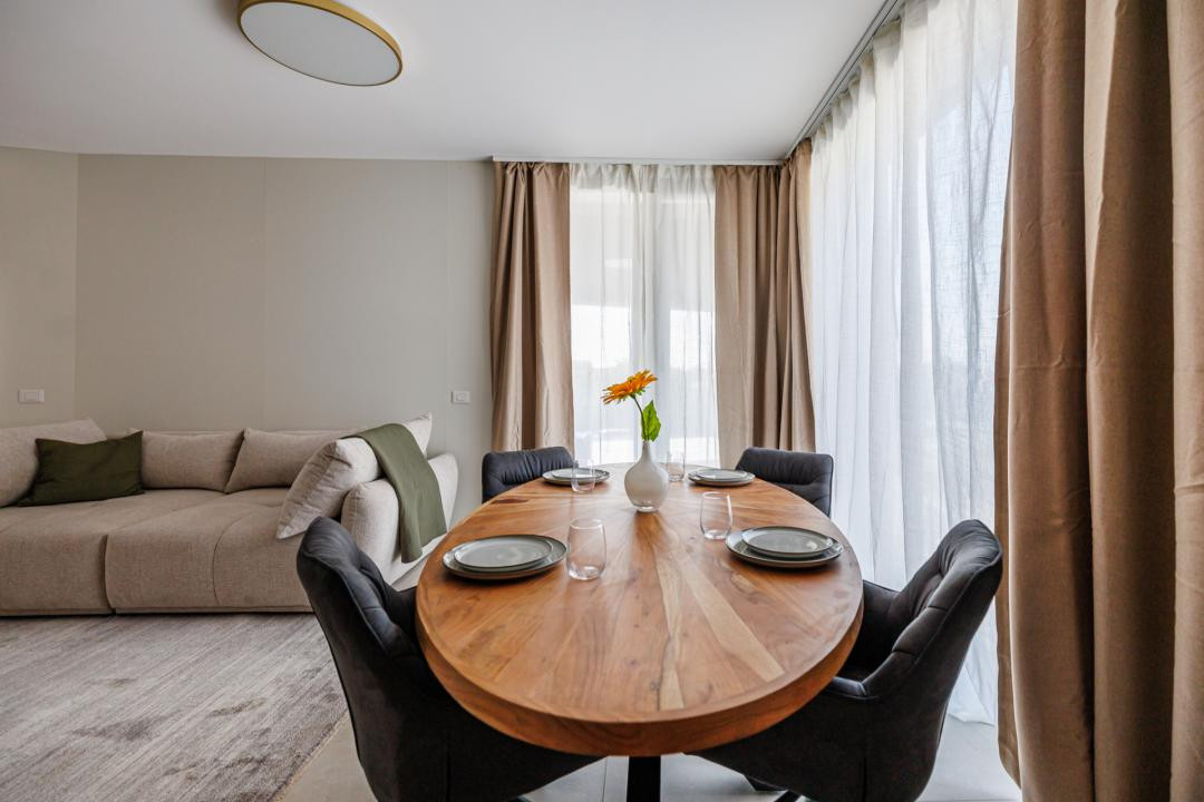Apartament 2 camere, mobilat si utilat, terasa 12,8 mp | Comision 0