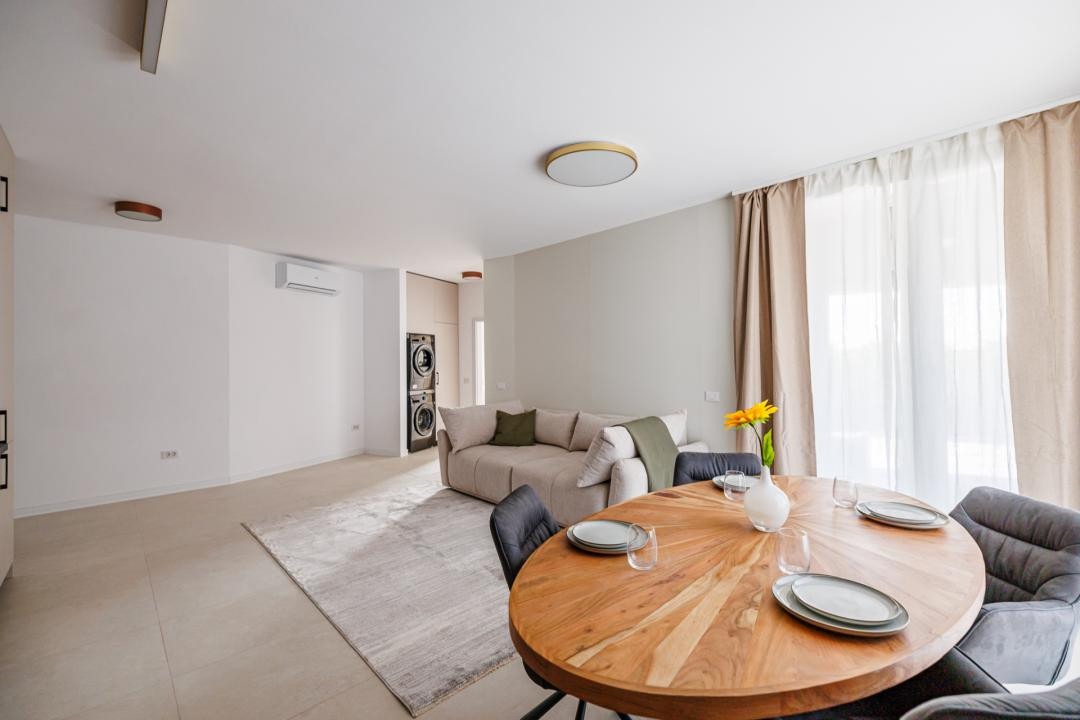 Apartament 2 camere, mobilat si utilat, terasa 12,8 mp | Comision 0