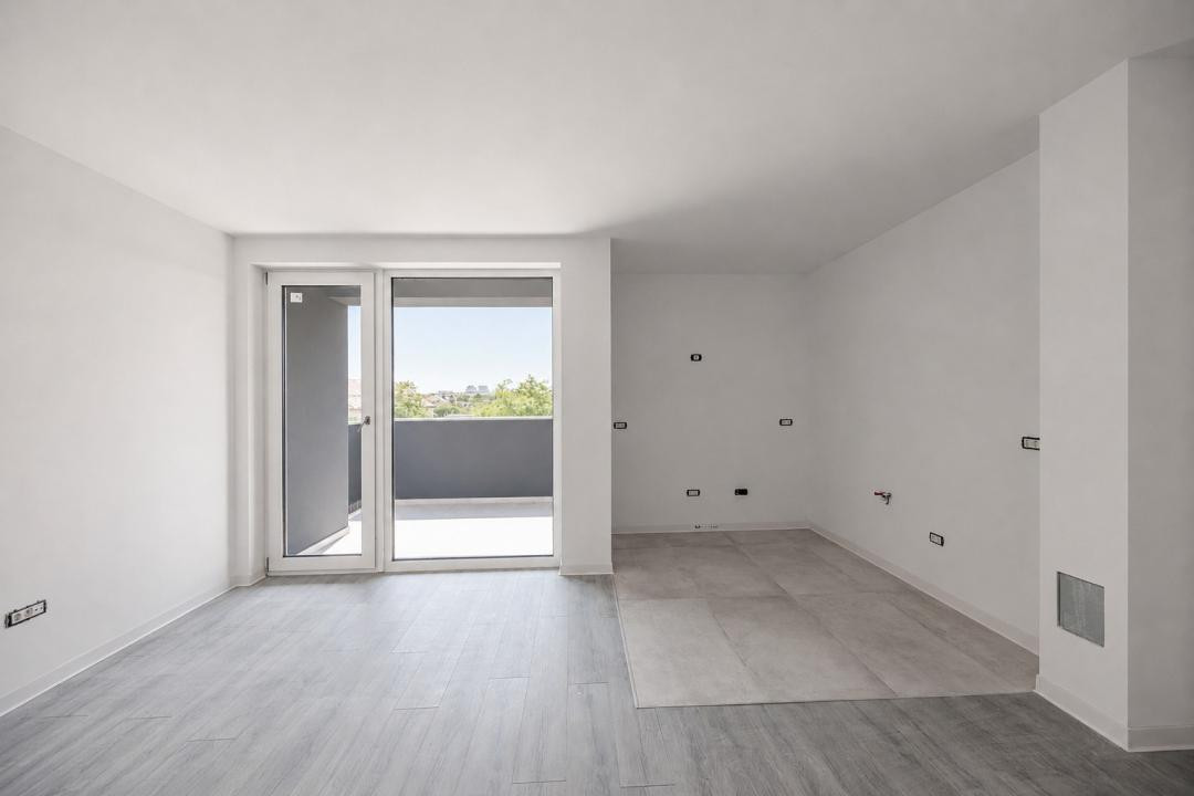 Apartament 2 camere, terasa 10,9 mp, ansamblu nou | Comision 0