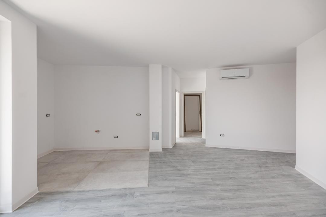 Apartament 2 camere, terasa 10,9 mp, ansamblu nou | Comision 0