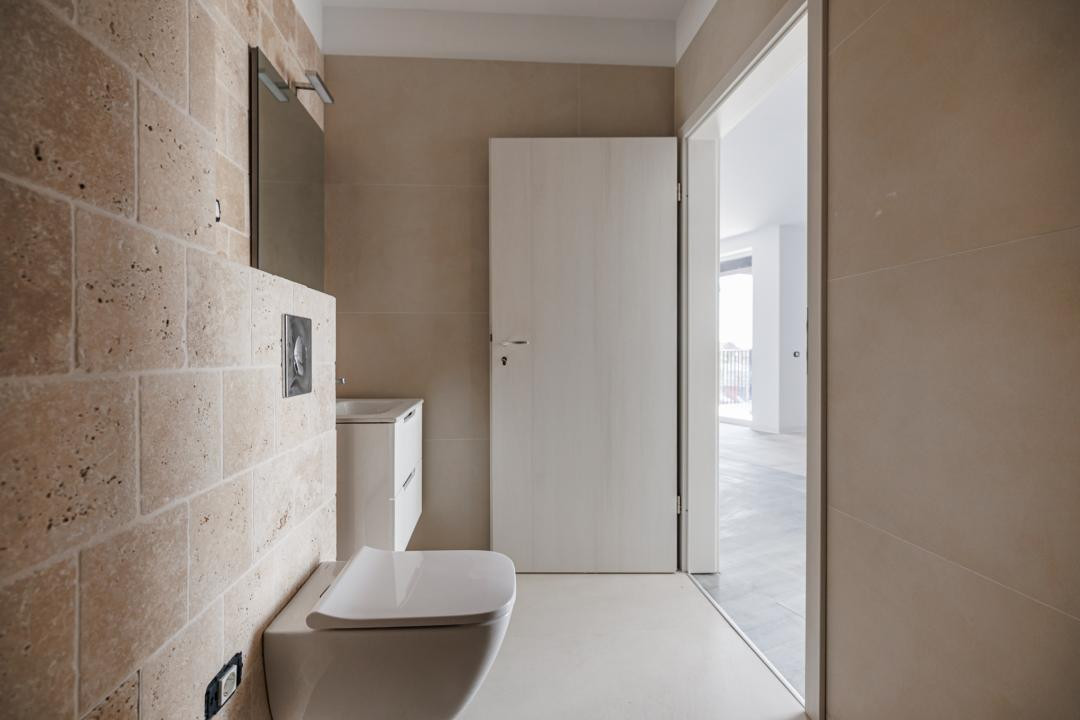 Apartament 2 camere, terasa 10,9 mp, ansamblu nou | Comision 0