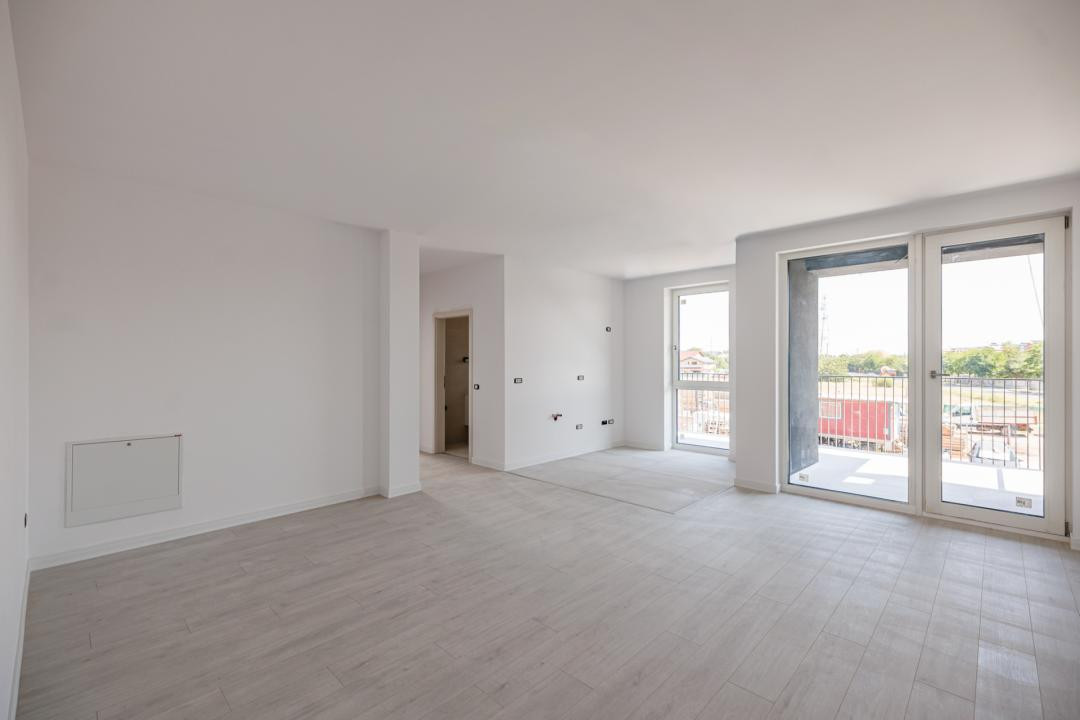 Apartament 3 camere, 2 bai, terasa 14 mp, ansamblu nou | Comision 0