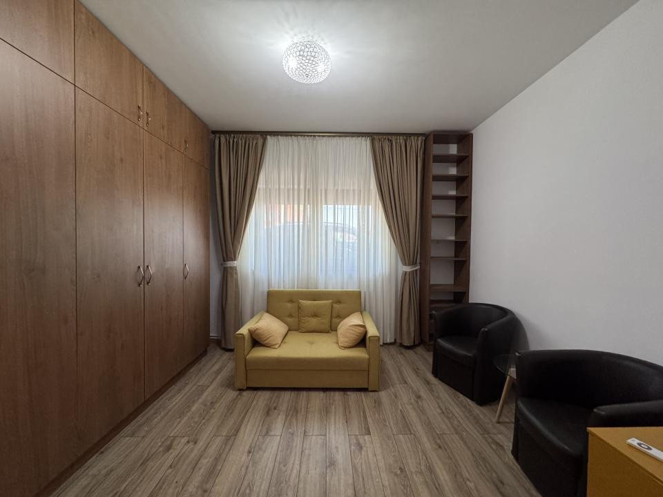 Casa parter, renovata, mobilata, gradina amenajata, str Petofi Sandor-Dumbravita