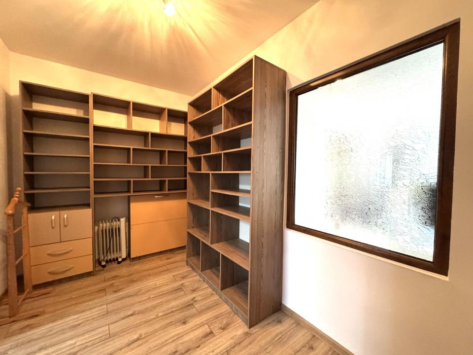 Casa parter, renovata, mobilata, gradina amenajata, str Petofi Sandor-Dumbravita