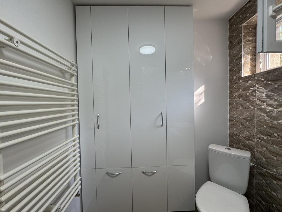 Casa parter, renovata, mobilata, gradina amenajata, str Petofi Sandor-Dumbravita