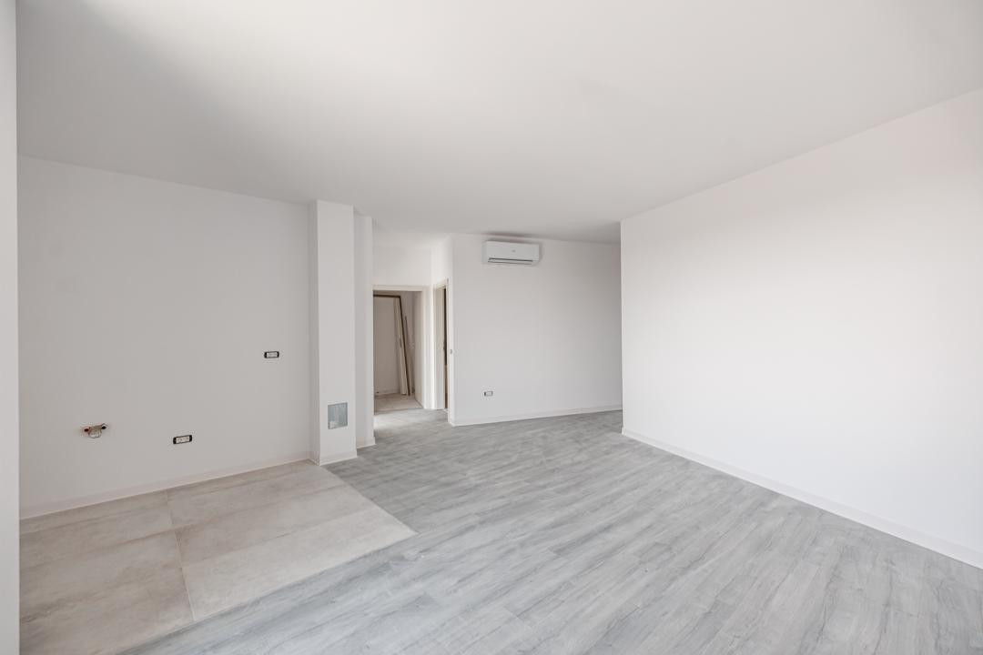 Apartament 2 camere, 52,65 mp + terasa 10,9 mp | Sunbelt Mehala | Comision 0