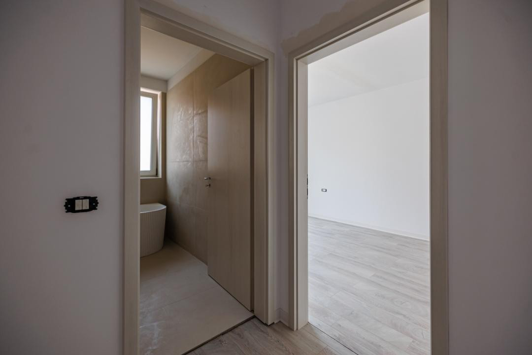 Apartament nou 2 camere, 57 mp + terasa 13,5 mp | Mehala | Comision 0%