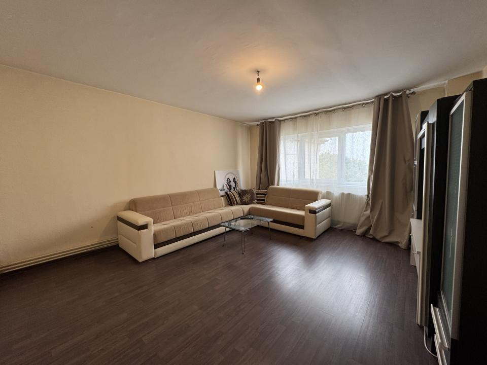 Apartament 3 camere, 78 mp | Bucovina – Storojinet | Comision 0%