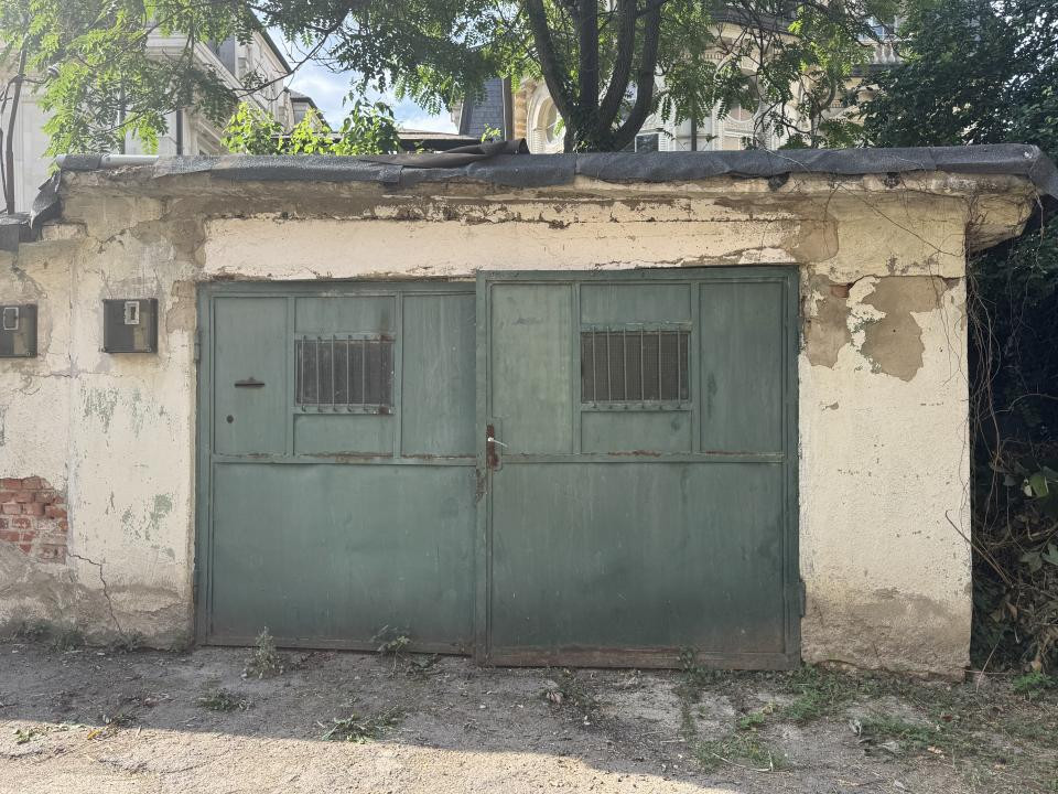 Garaje de vânzare 25 si 29 mp — Bd. C.D. Loga, Timișoara