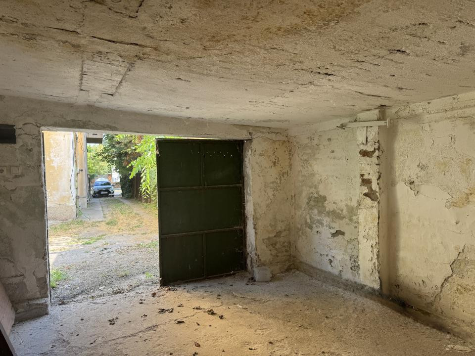 Garaje de vânzare 25 si 29 mp — Bd. C.D. Loga, Timișoara