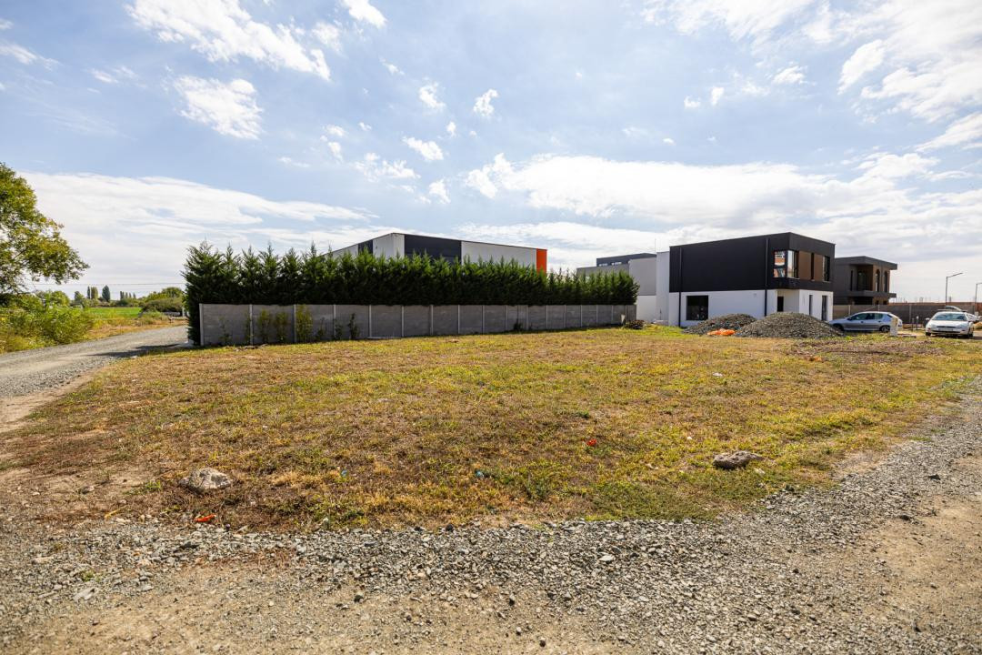 Teren pt duplex 603 mp, Str Luxemburg, Dumbravita, langa Scoala Regina Maria 