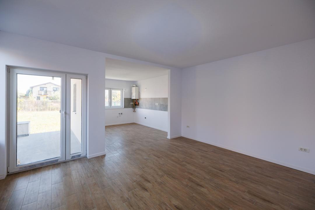 Duplex P+E în Moșnița Nouă, 3 dormitoare, 3 bai, teren 403 mp. Comision 0% 