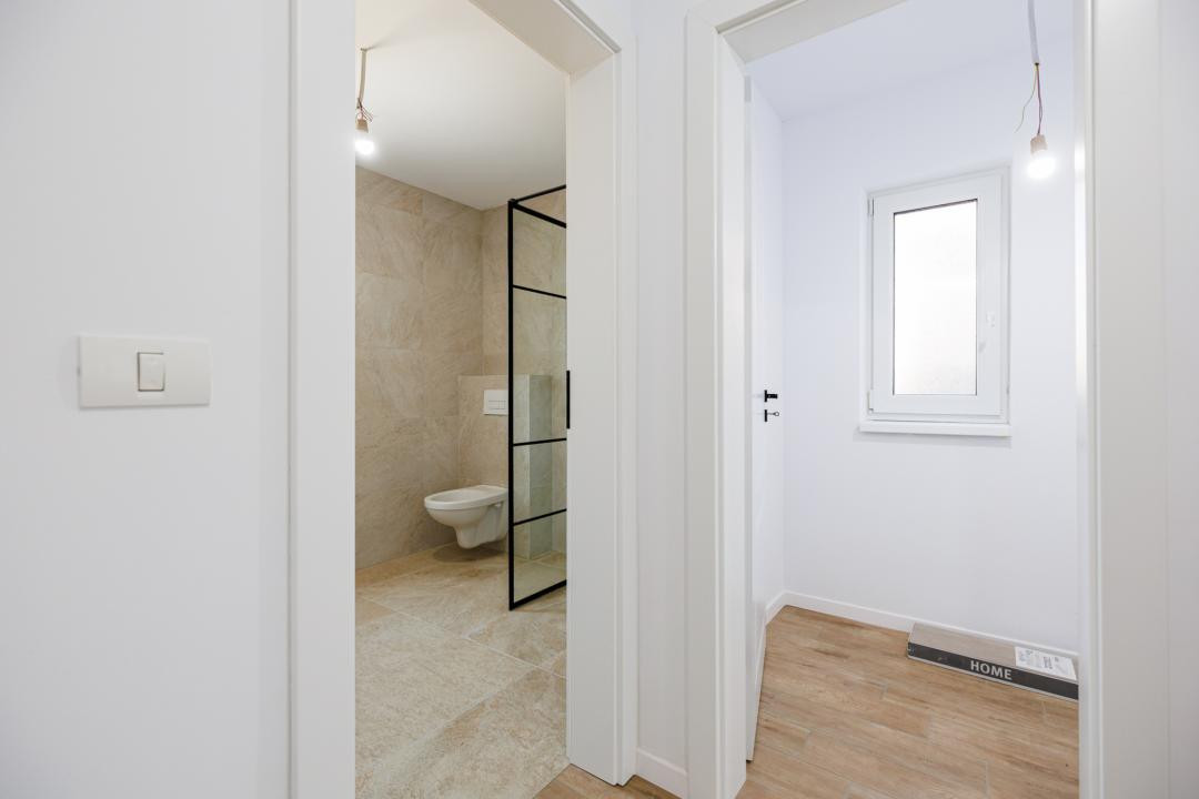 Duplex P+E în Moșnița Nouă, 3 dormitoare, 3 bai, teren 403 mp. Comision 0% 