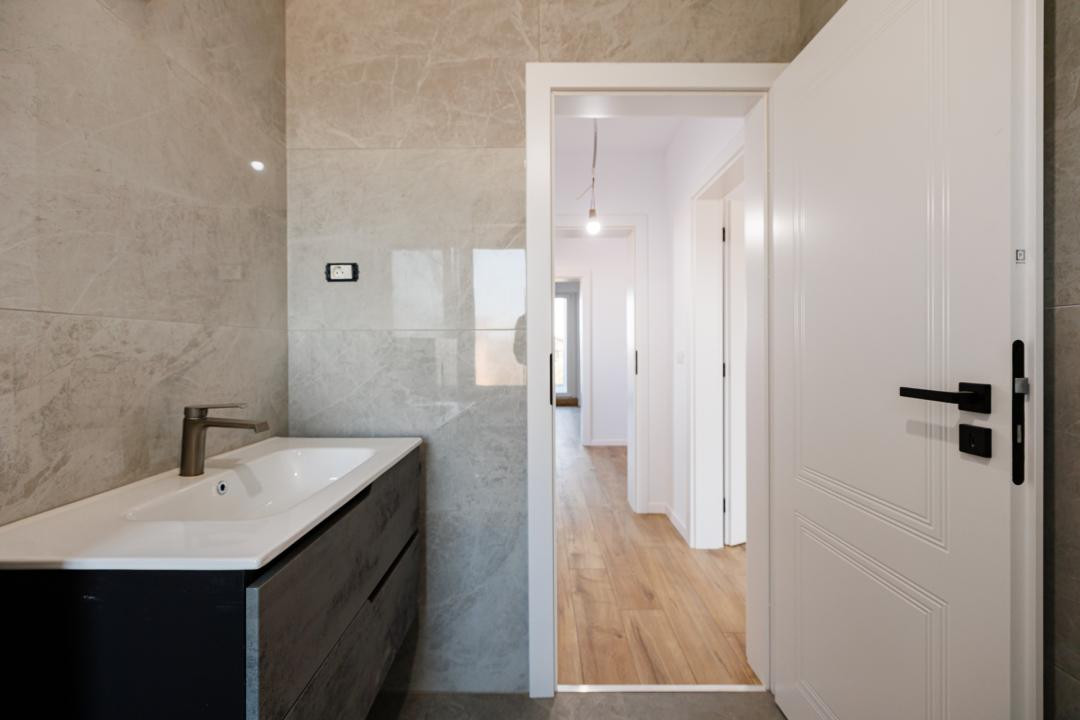 Duplex P+E în Moșnița Nouă, 3 dormitoare, 3 bai, teren 403 mp. Comision 0% 