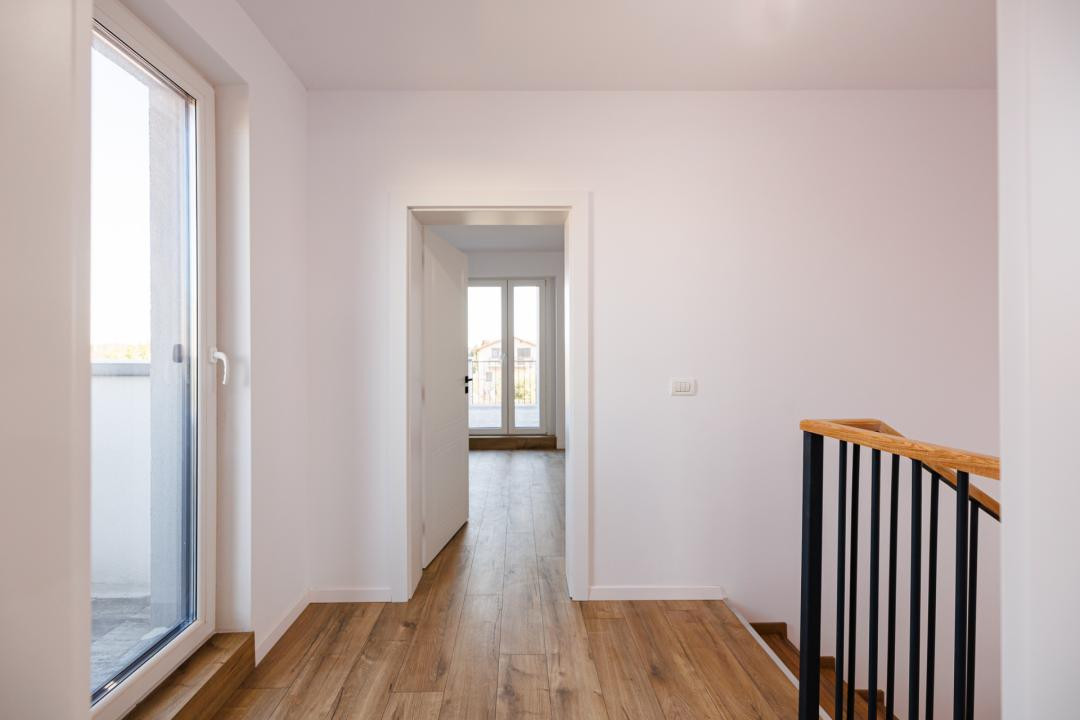 Duplex P+E în Moșnița Nouă, 3 dormitoare, 3 bai, teren 403 mp. Comision 0% 