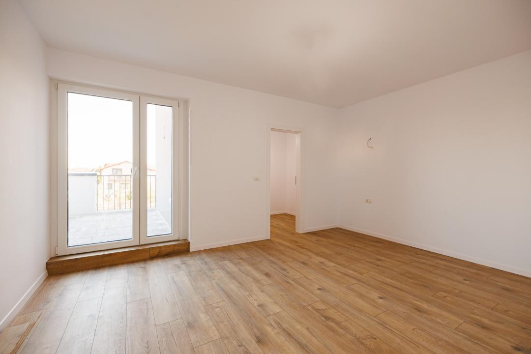 Duplex P+E în Moșnița Nouă, 3 dormitoare, 3 bai, teren 403 mp. Comision 0% 