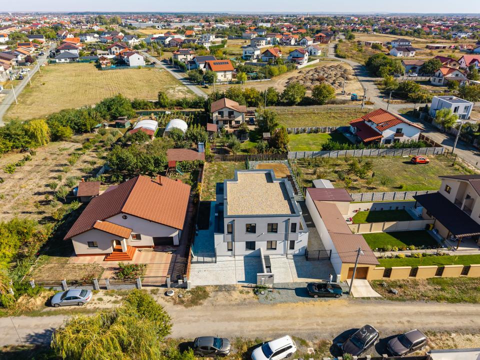 Duplex P+E în Moșnița Nouă, 3 dormitoare, 3 bai, teren 403 mp. Comision 0% 