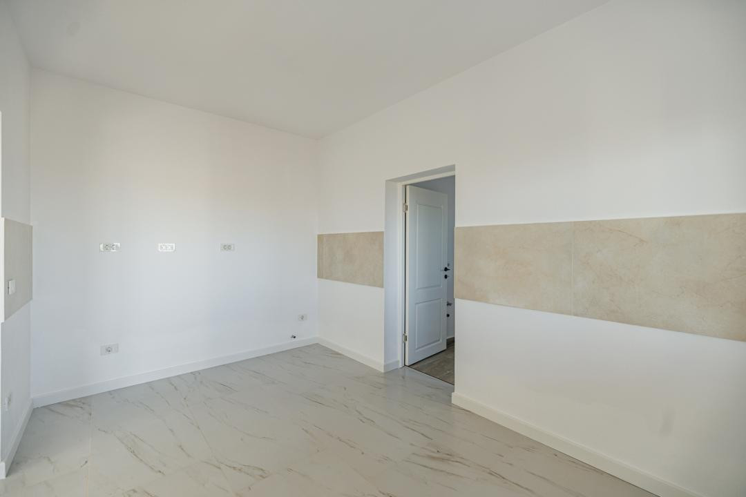 Duplex P+1E| Gata de Mutare| 5 cam, 3 bai | Teren 313 m Săcălaz| Comision 0