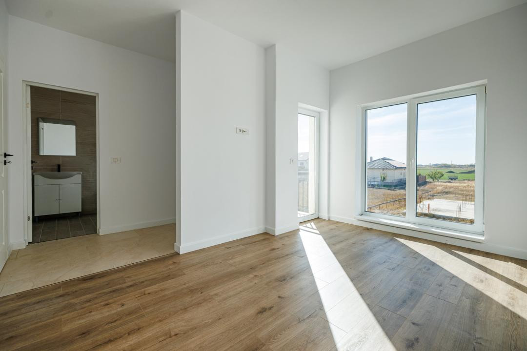 Duplex P+1E| Gata de Mutare| 5 cam, 3 bai | Teren 313 m Săcălaz| Comision 0