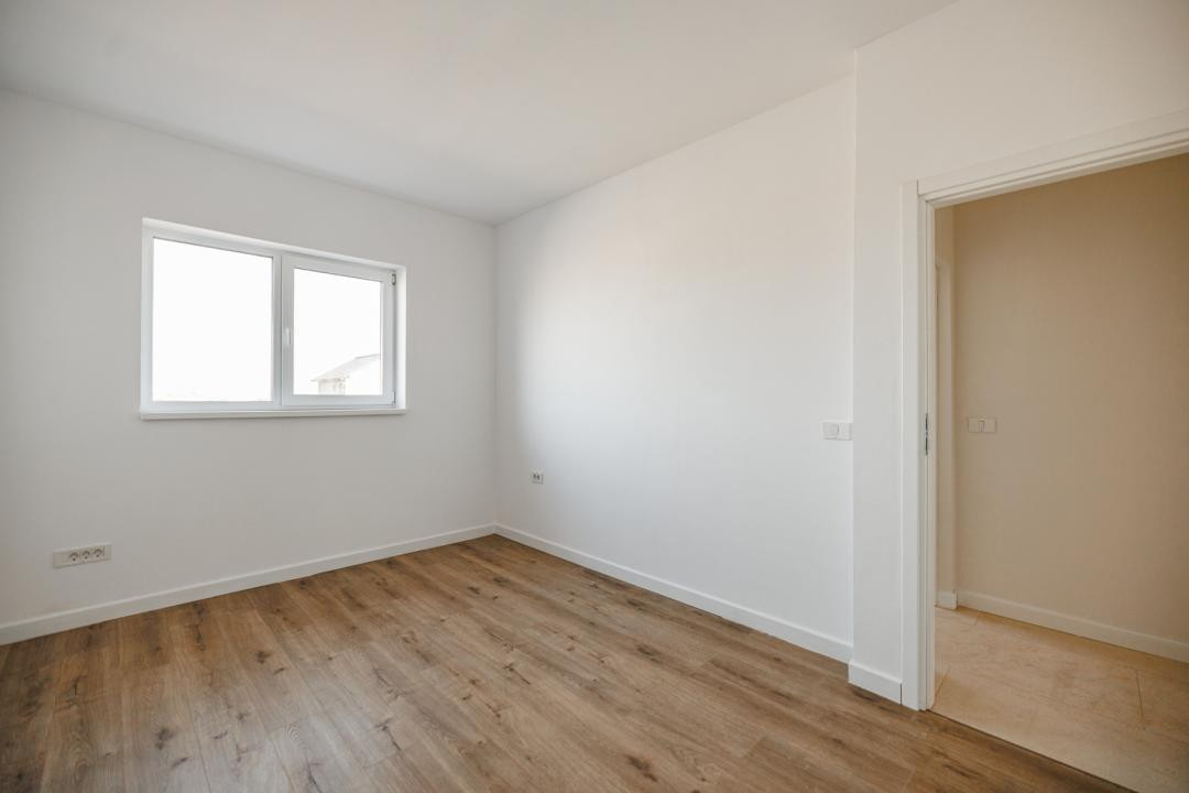 Duplex P+1E| Gata de Mutare| 5 cam, 3 bai | Teren 313 m Săcălaz| Comision 0
