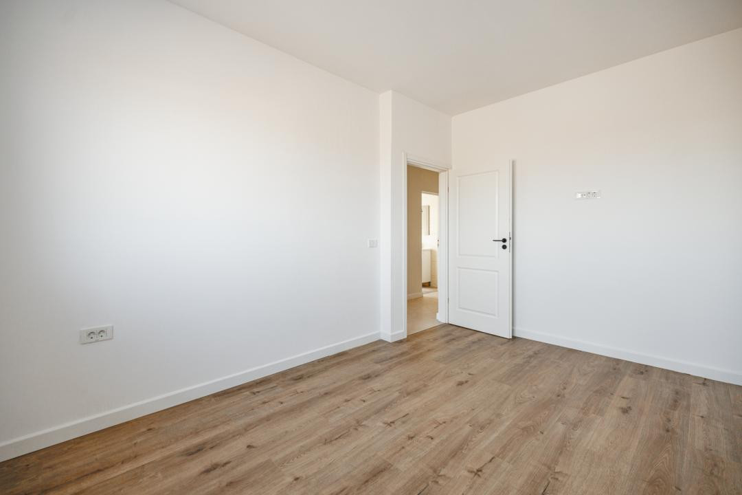 Duplex P+1E| Gata de Mutare| 5 cam, 3 bai | Teren 313 m Săcălaz| Comision 0