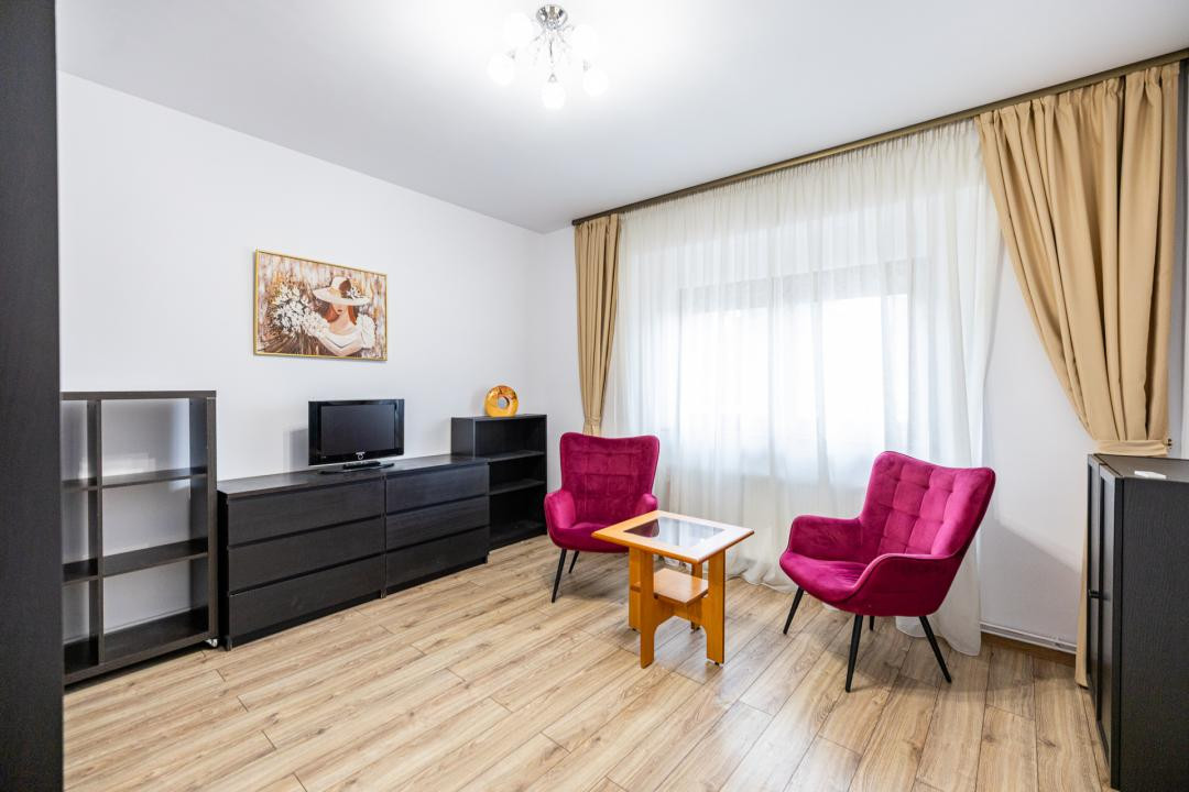 Casa parter, renovata, mobilata, gradina amenajata, str Petofi Sandor-Dumbravita
