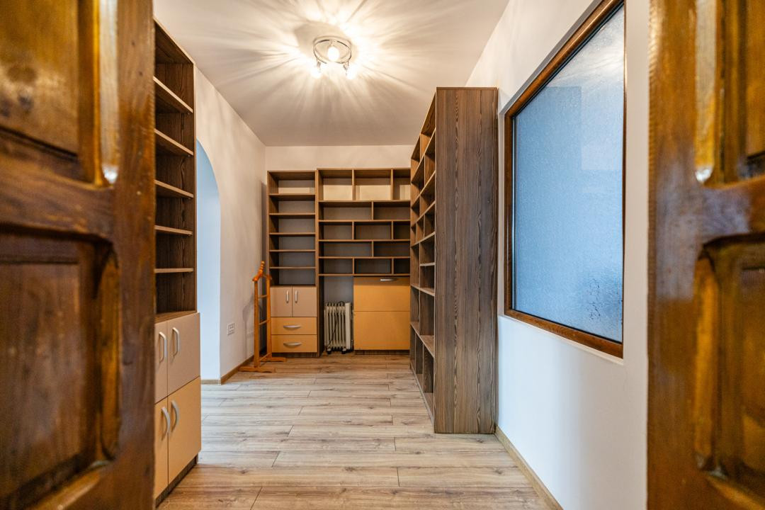 Casa parter, renovata, mobilata, gradina amenajata, str Petofi Sandor-Dumbravita