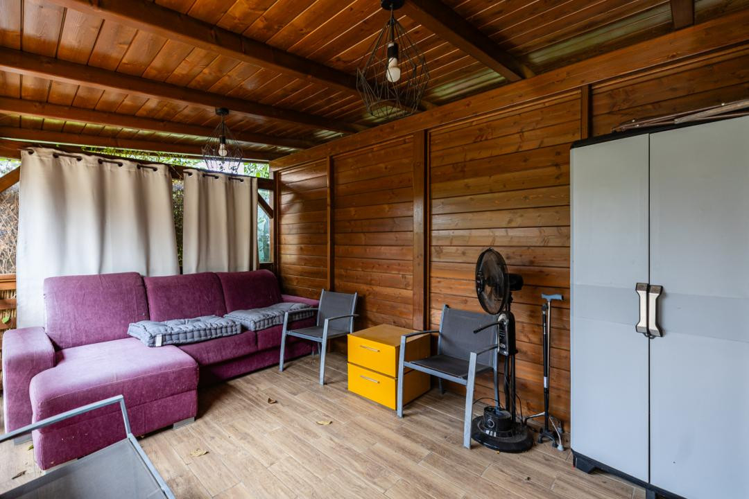 Casa parter, renovata, mobilata, gradina amenajata, str Petofi Sandor-Dumbravita