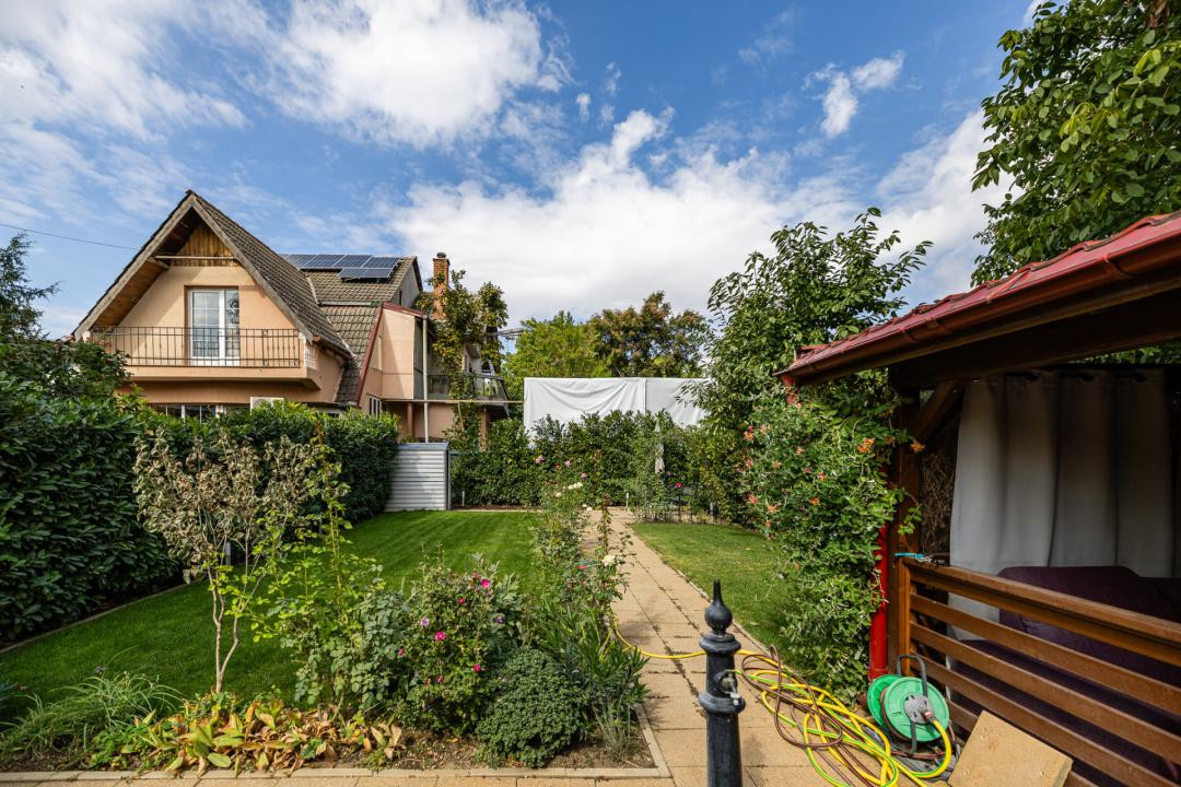 Casa parter, renovata, mobilata, gradina amenajata, str Petofi Sandor-Dumbravita