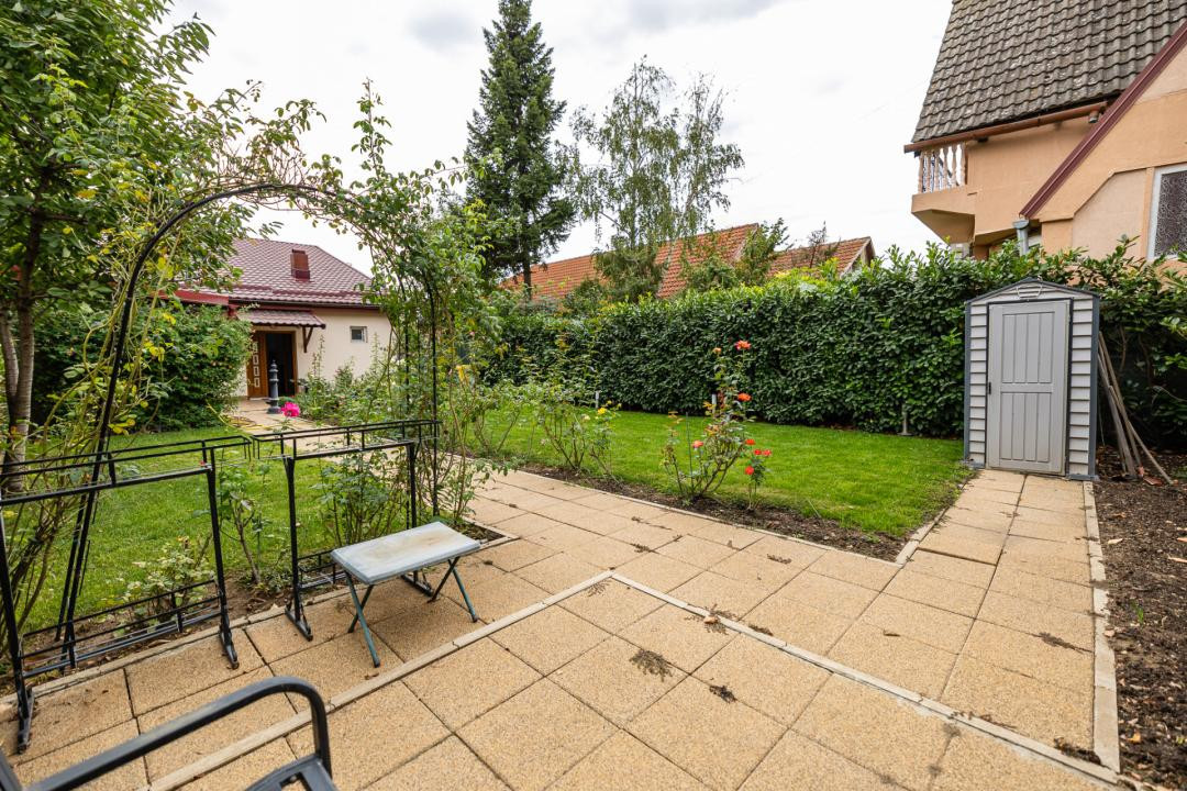 Casa parter, renovata, mobilata, gradina amenajata, str Petofi Sandor-Dumbravita