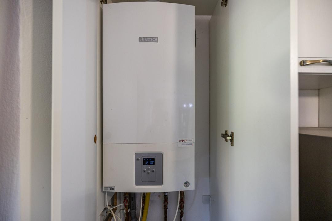Casa parter, renovata, mobilata, gradina amenajata, str Petofi Sandor-Dumbravita