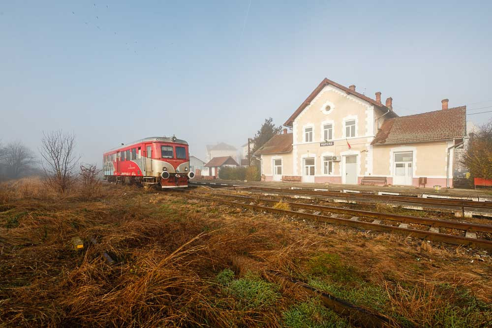 Teren generos, clădire, rampă la calea ferată în Margina, Timiș - COMISION 0