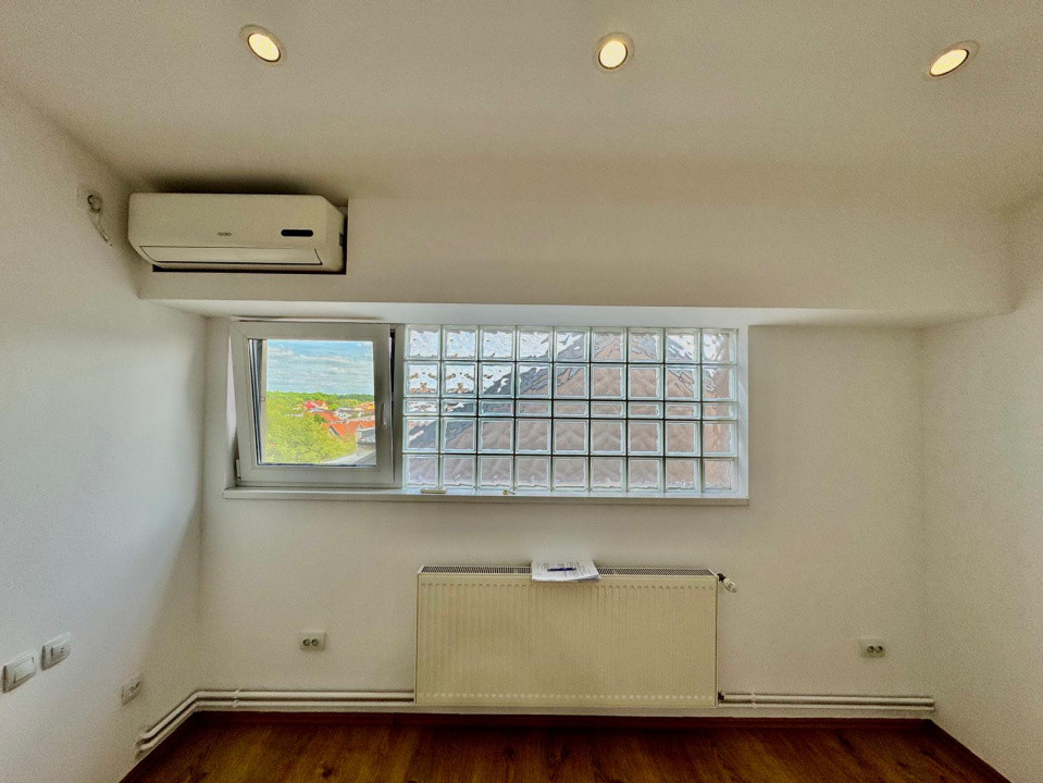 Apartament  4 camere, et 3, lângă Kaufland Dumbrăvița, cu parcare, COMISION 0 
